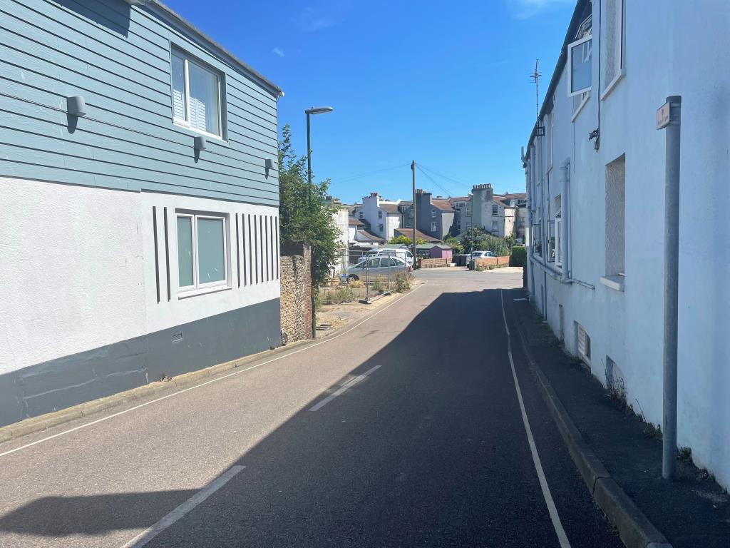 Lot: 45 - COMMERCIAL SITE WITH MIXED USE CONSENT -
